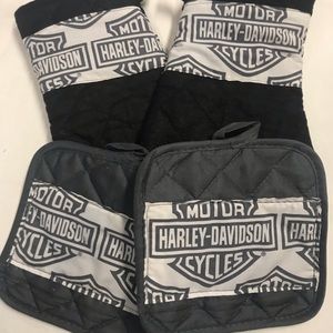 Harley Davidson custom  Hot Pad Set 4 pieces New